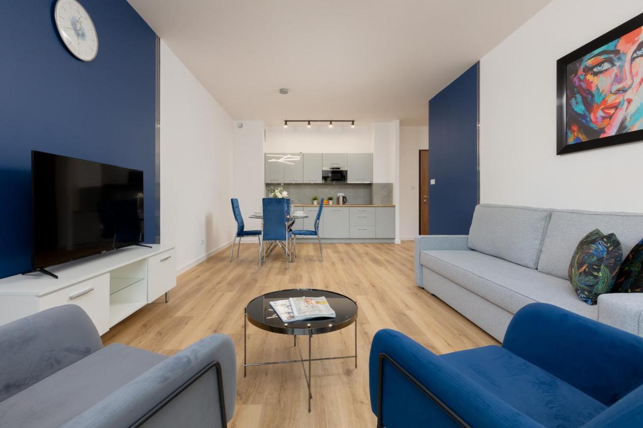 Apartment Avenue Solidarnosci On Wola By Noclegi Renters วอร์ซอ ภายนอก รูปภาพ