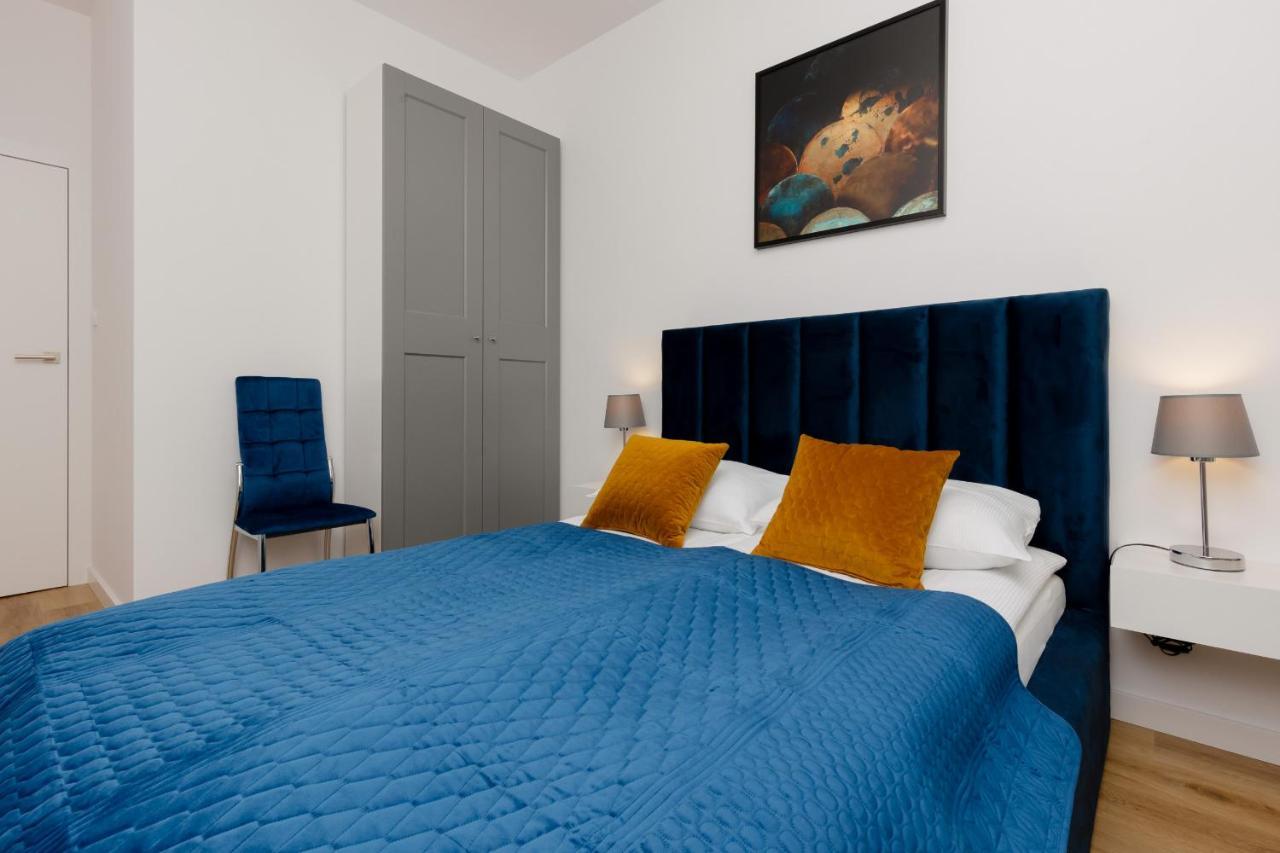 Apartment Avenue Solidarnosci On Wola By Noclegi Renters วอร์ซอ ภายนอก รูปภาพ