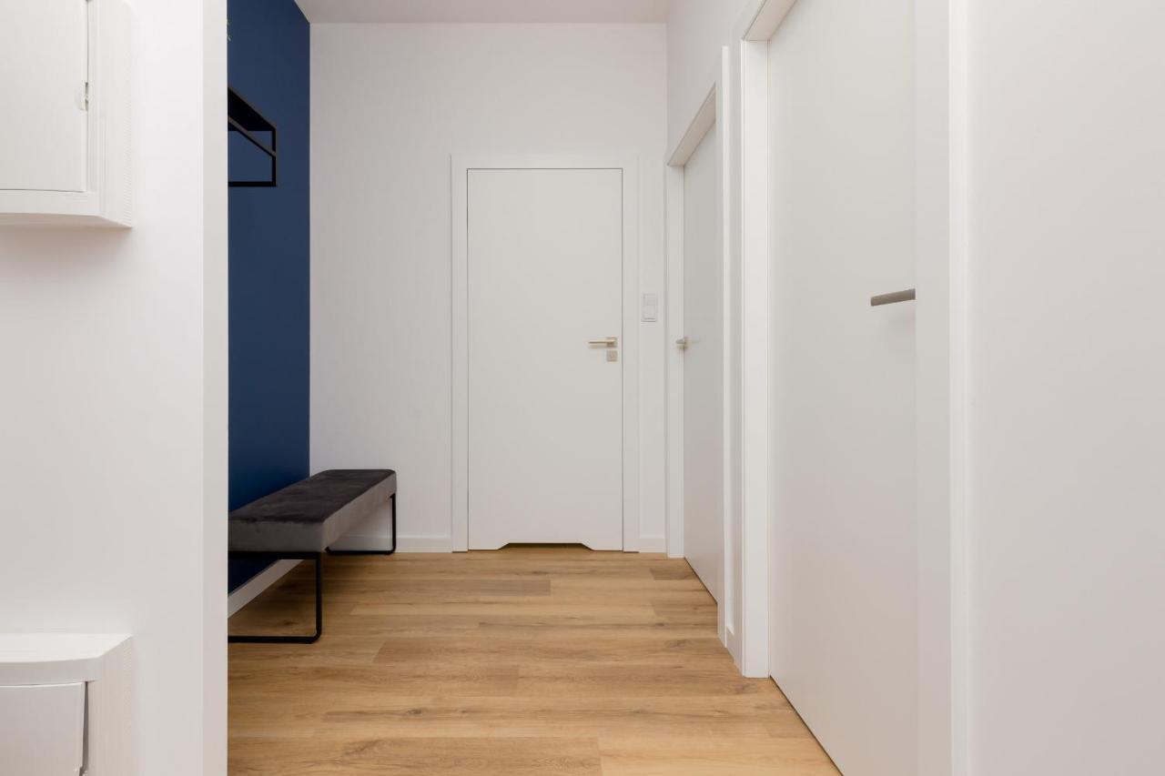 Apartment Avenue Solidarnosci On Wola By Noclegi Renters วอร์ซอ ภายนอก รูปภาพ